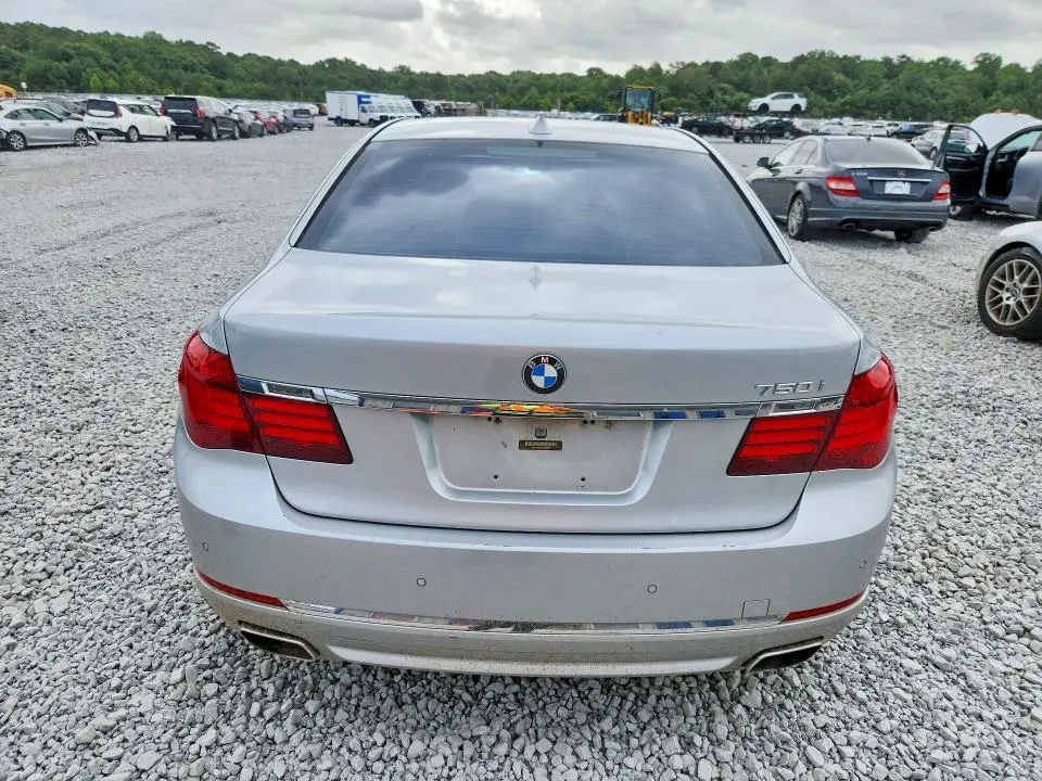 2013 BMW 750 I  