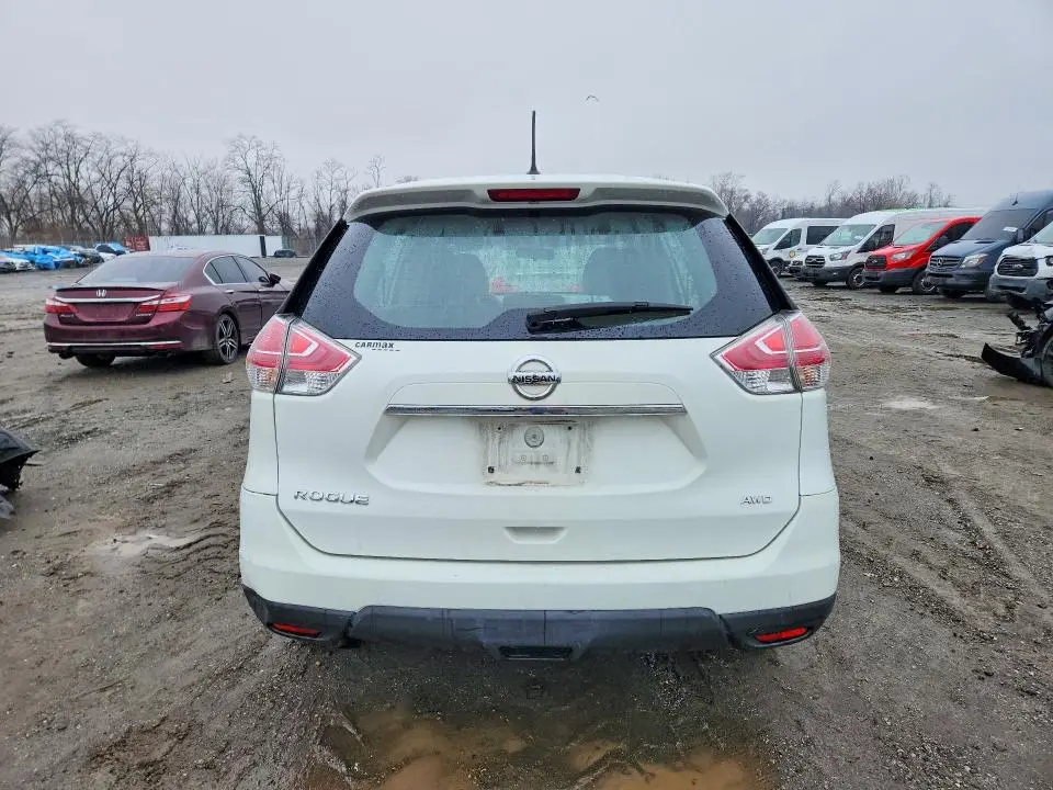 2015 NISSAN ROGUE S  
