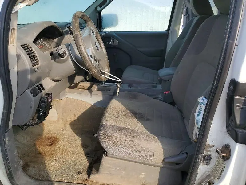 2015 NISSAN FRONTIER S  