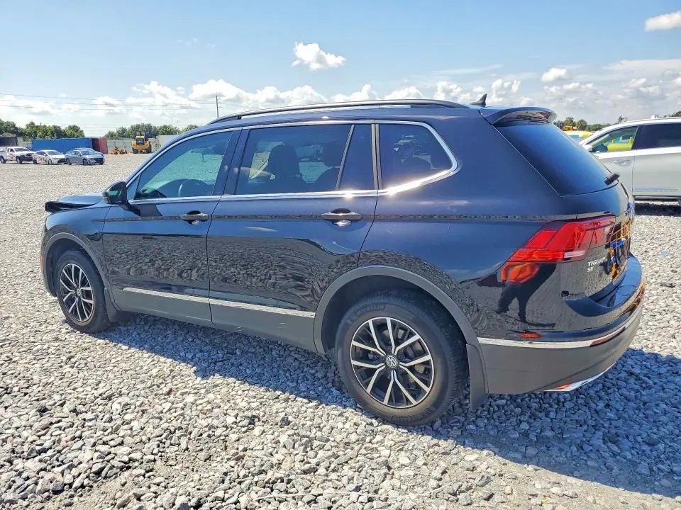 2021 VOLKSWAGEN TIGUAN SE  