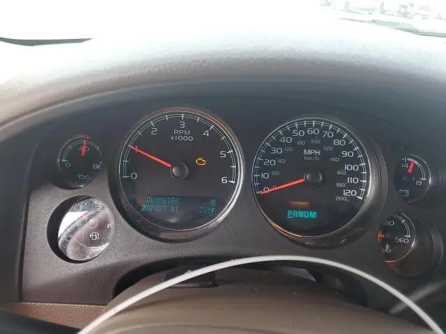 2011 CHEVROLET TAHOE C1500 LTZ  
