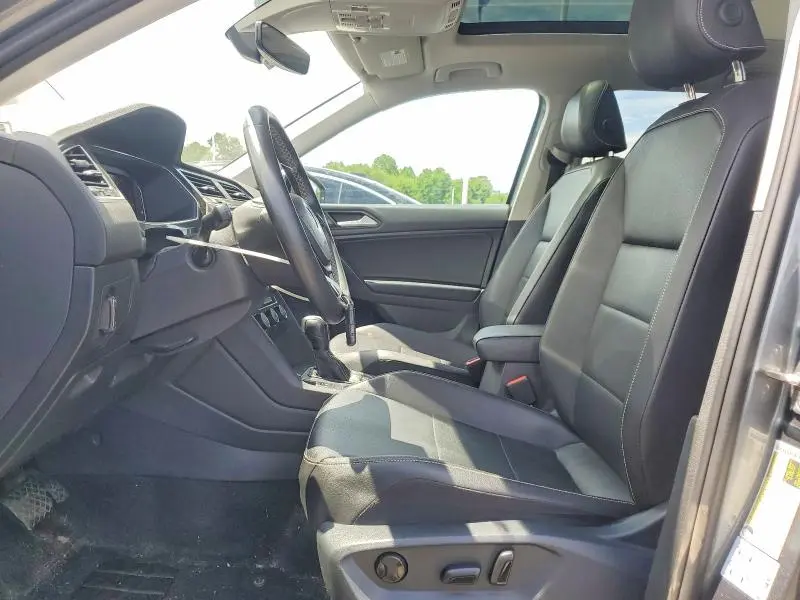 2021 VOLKSWAGEN TIGUAN SE  