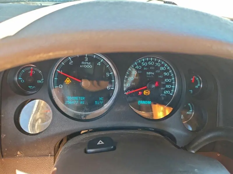 2011 CHEVROLET SUBURBAN C1500 LTZ  