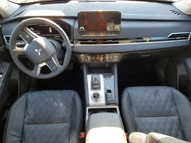 2023 MITSUBISHI OUTLANDER SEL  