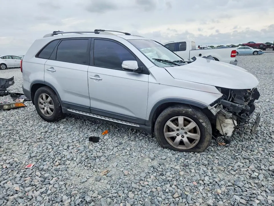 2012 KIA SORENTO LX  