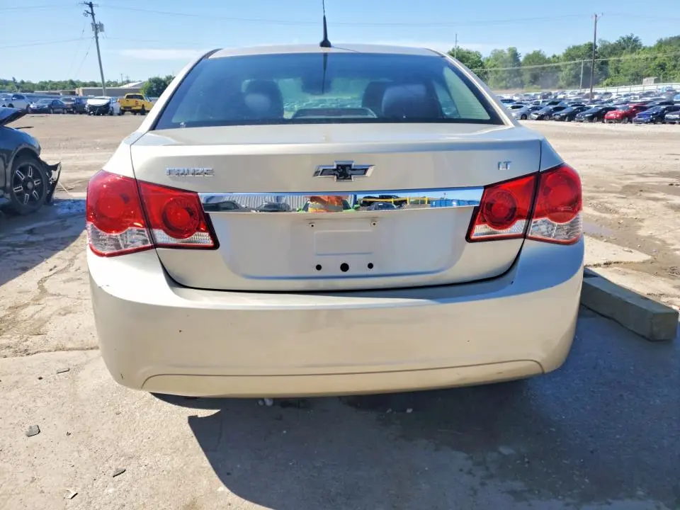 2014 CHEVROLET CRUZE LT  