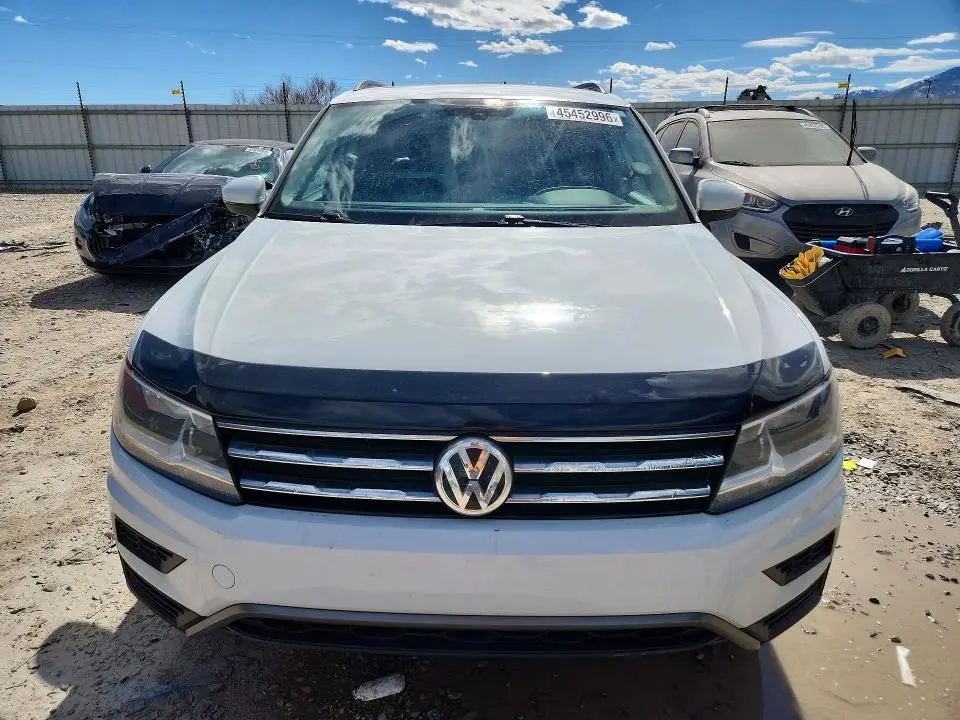 2019 VOLKSWAGEN TIGUAN SE  