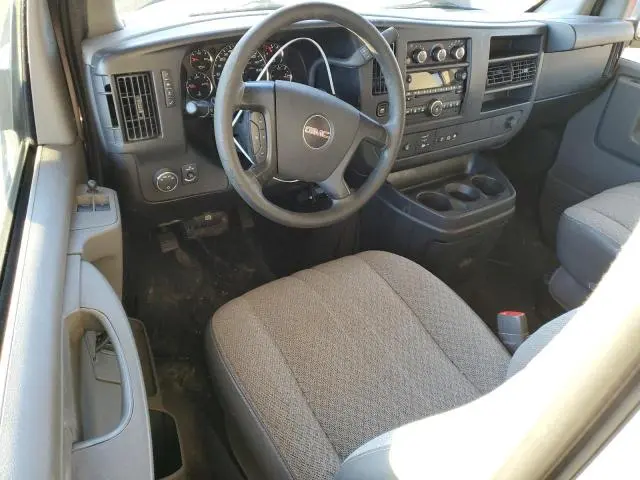 2012 GMC SAVANA G2500 LT  