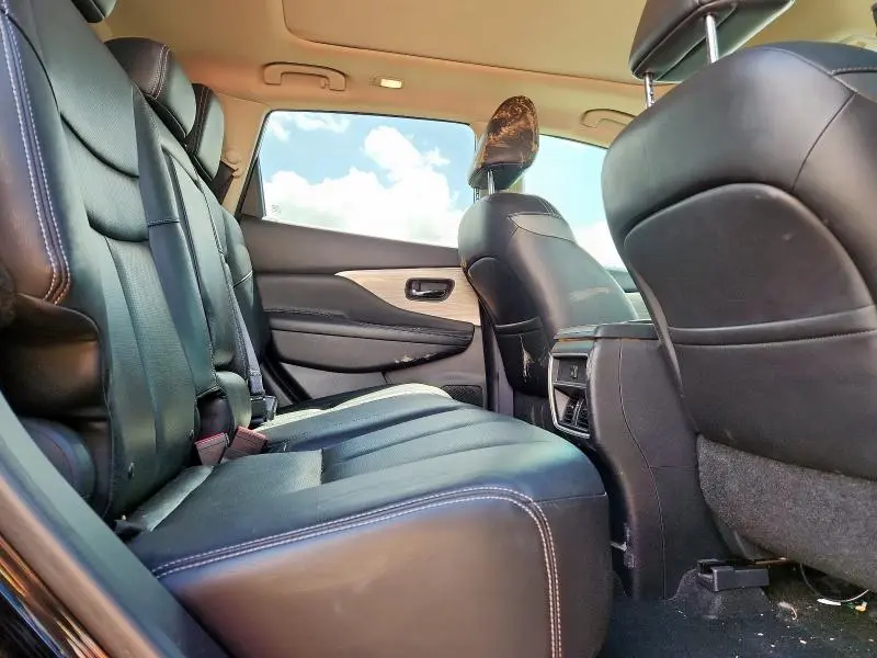 2015 NISSAN MURANO S  