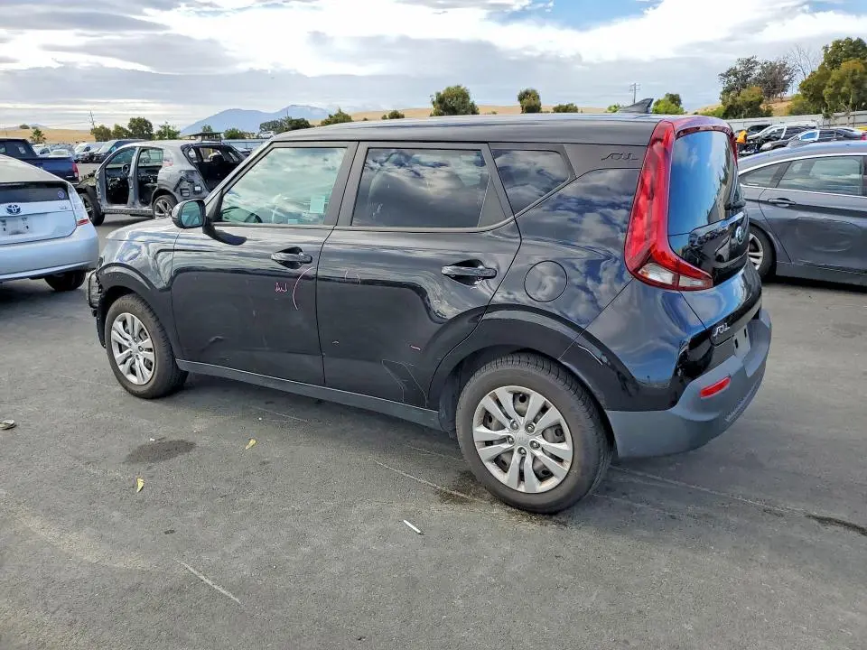 2021 KIA SOUL LX  