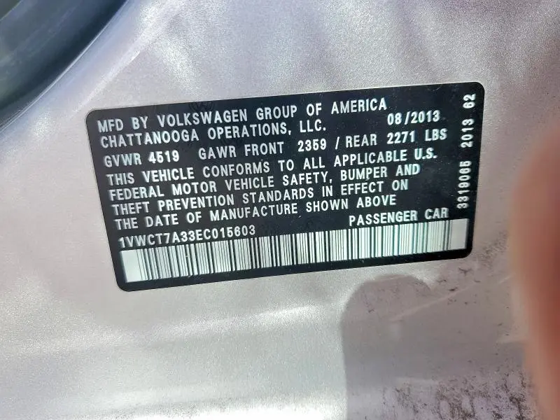 2014 VOLKSWAGEN PASSAT   