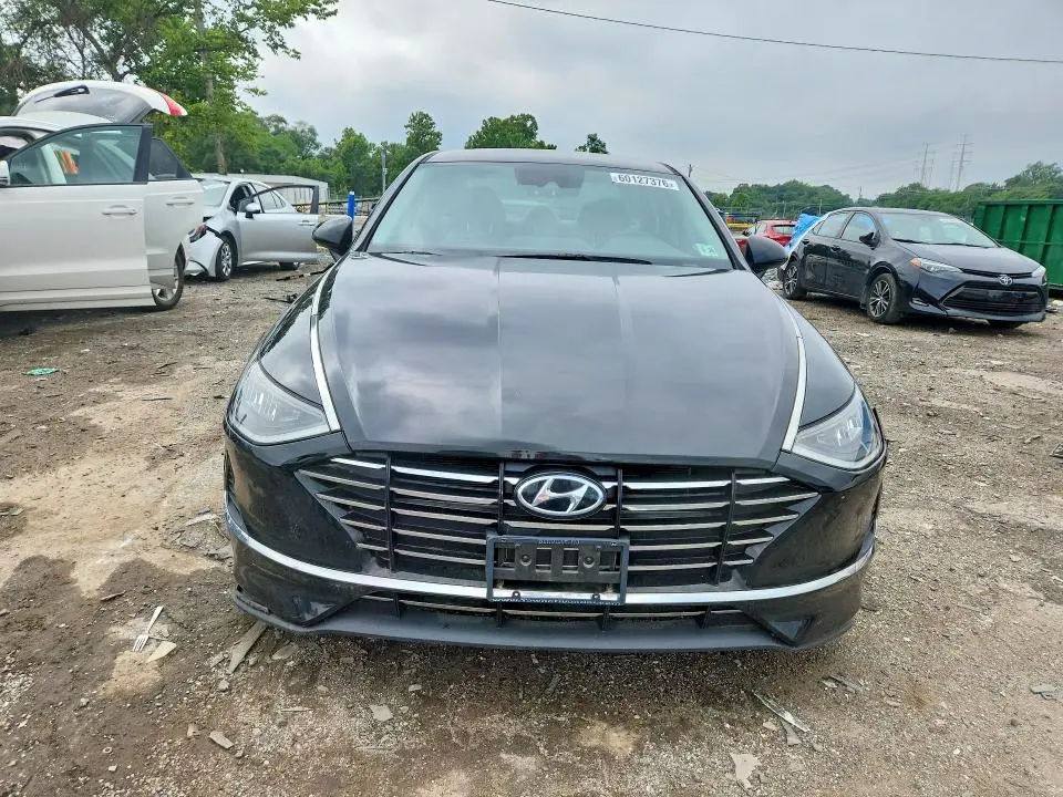 2020 HYUNDAI SONATA SE  