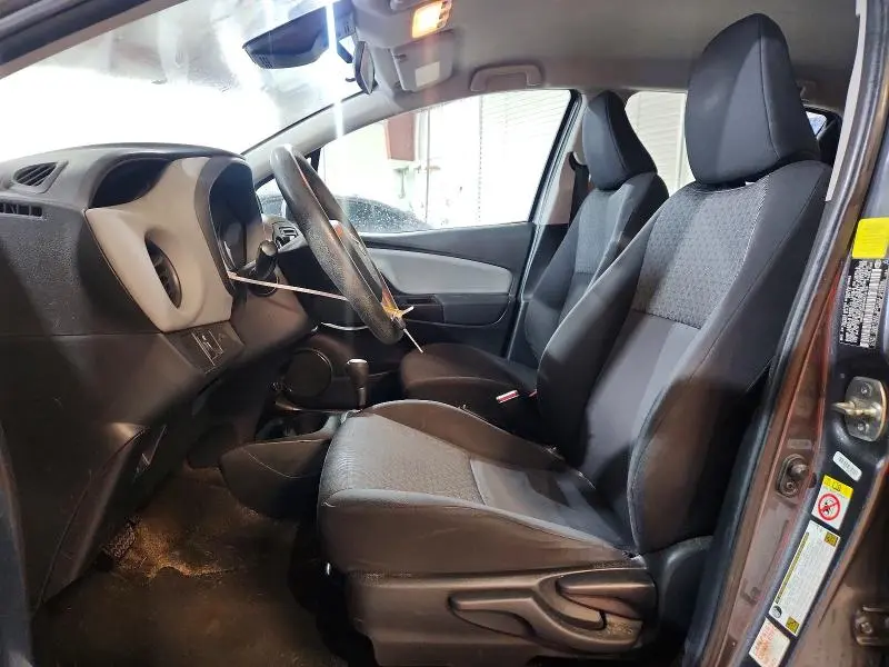 2017 TOYOTA YARIS 5-DOOR L FLEET  