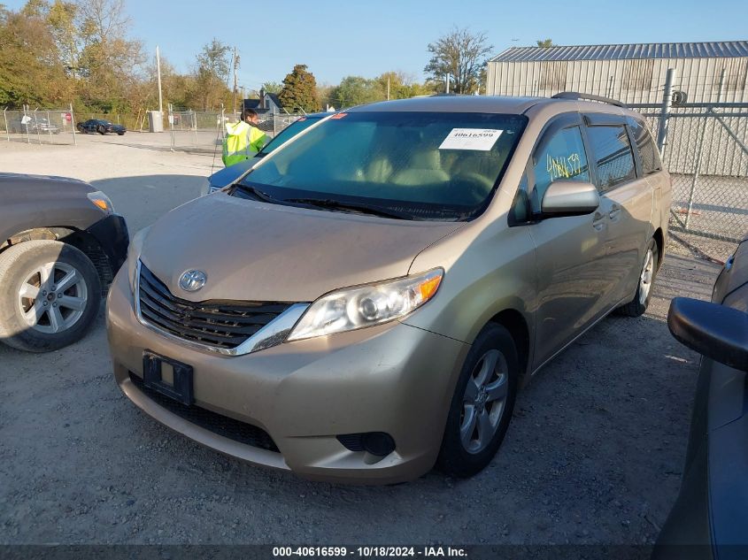 2011 TOYOTA SIENNA LE V6