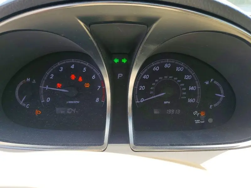 2011 TOYOTA AVALON LIMITED  