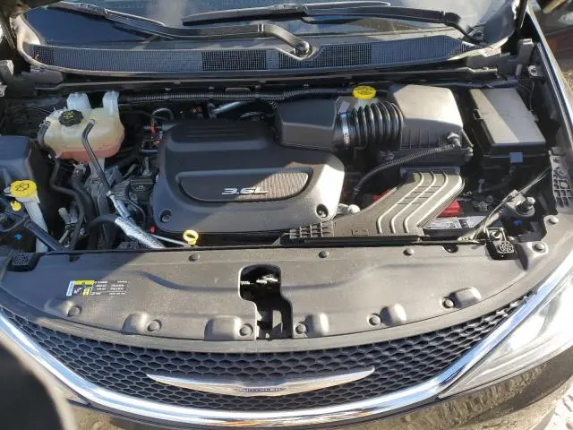 2017 CHRYSLER PACIFICA TOURING L  