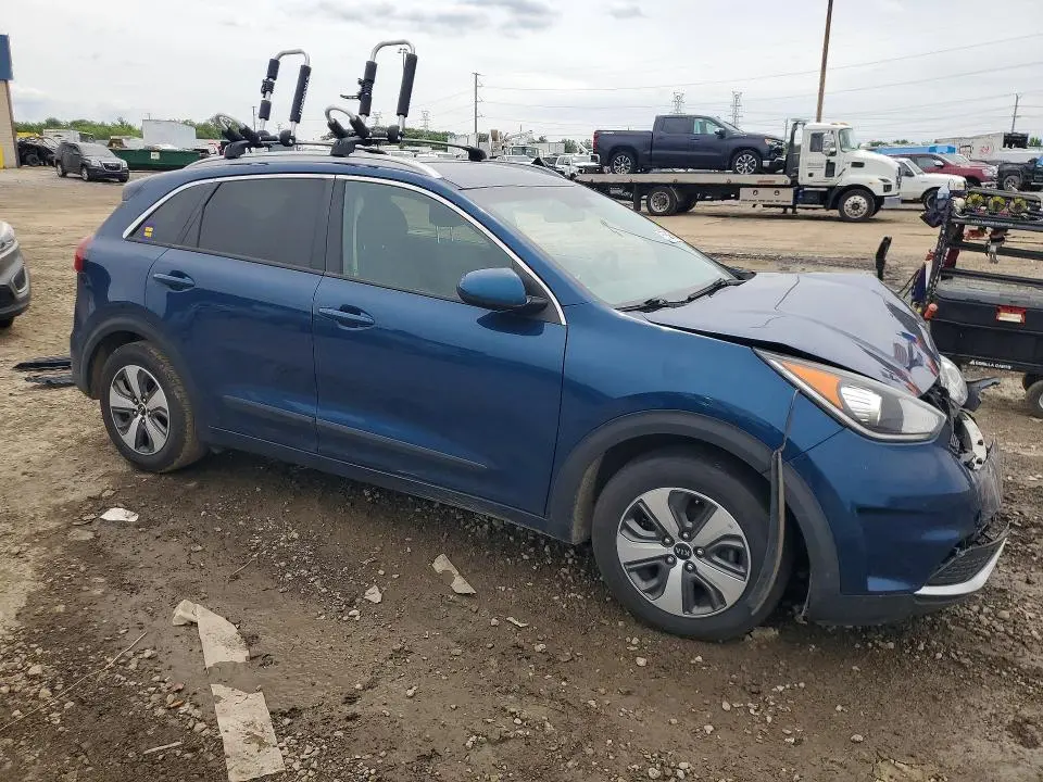 2018 KIA NIRO LX  