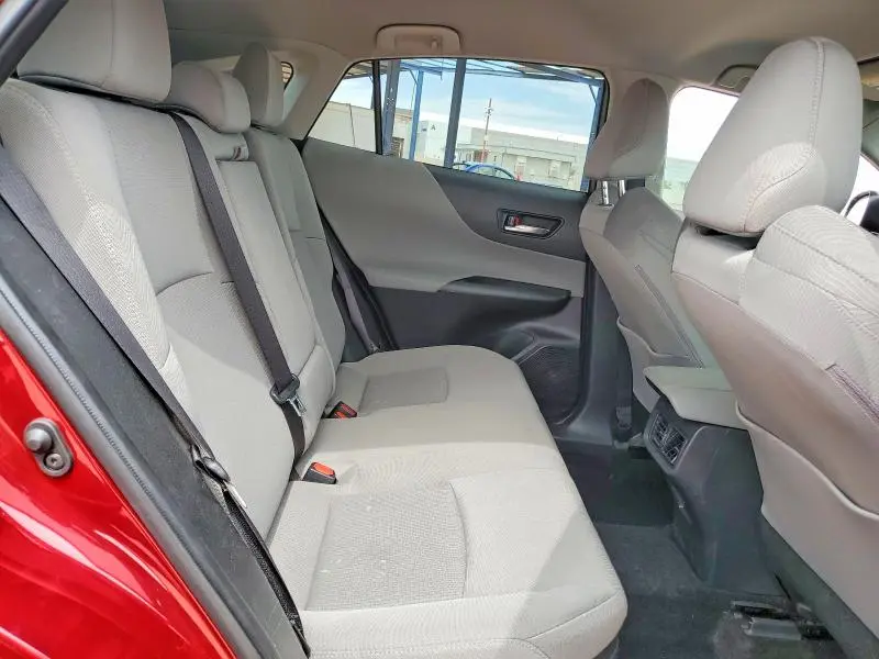 2024 TOYOTA VENZA LE  