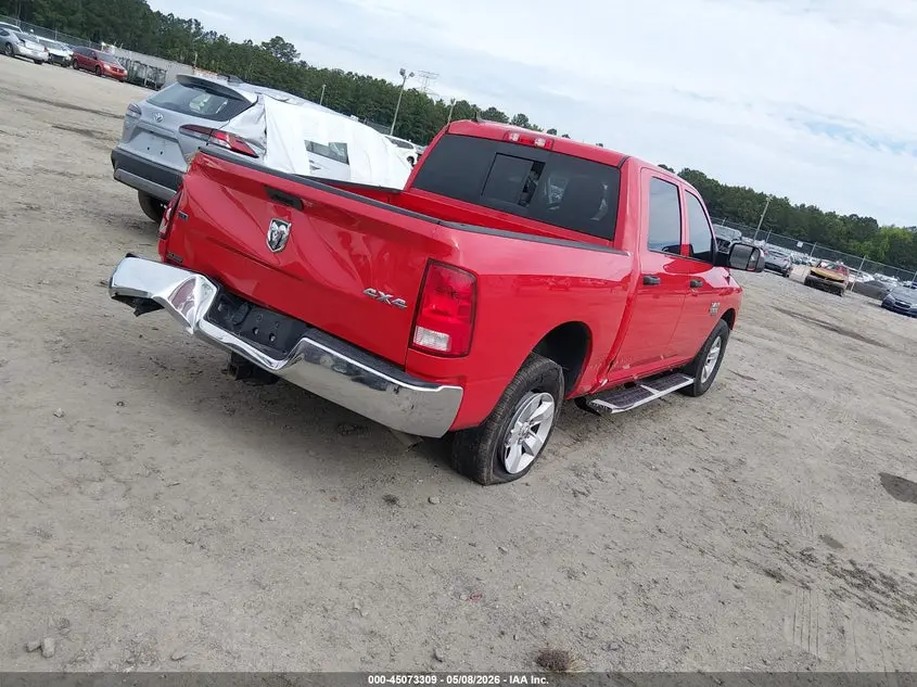 2023 RAM 1500 CLASSIC SLT  4X4 5'7 BOX