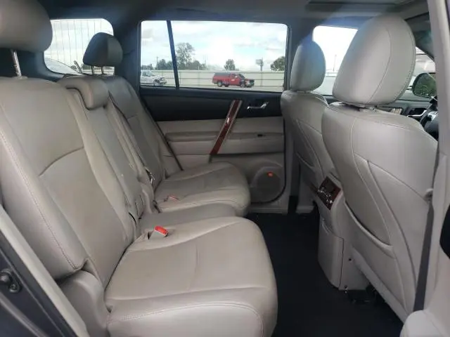 2012 TOYOTA HIGHLANDER LIMITED  