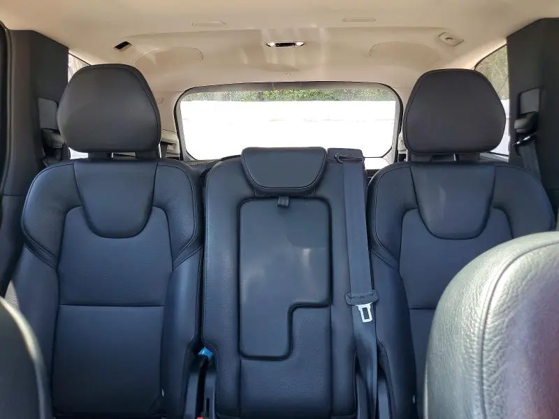 2016 VOLVO XC90 T6  