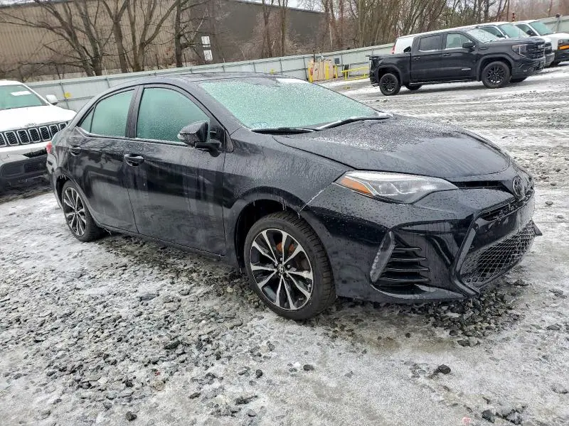 2018 TOYOTA COROLLA SE  