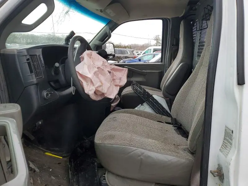 2017 GMC SAVANA G2500  