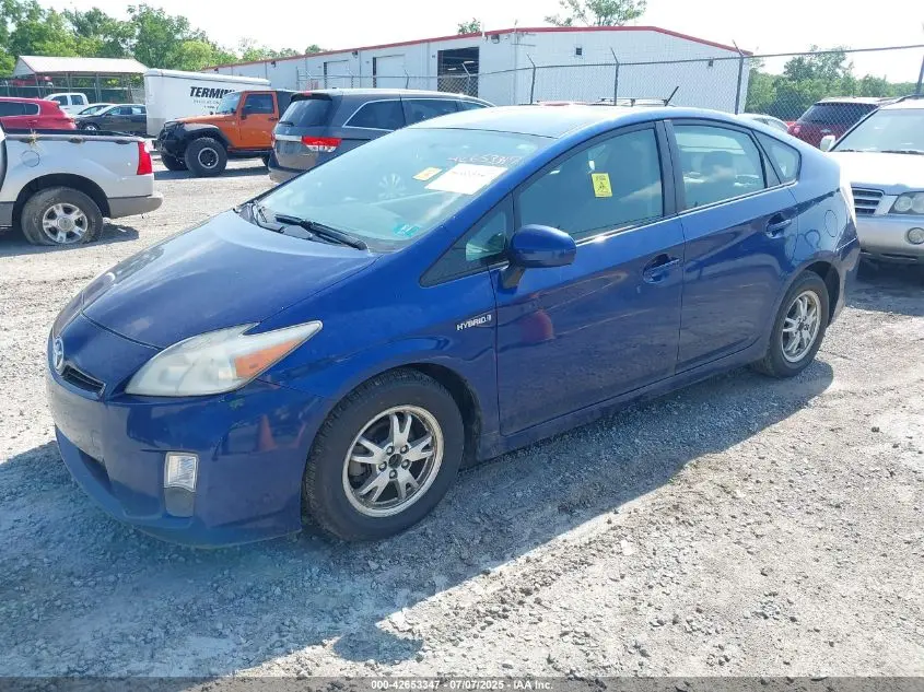 2010 TOYOTA PRIUS III