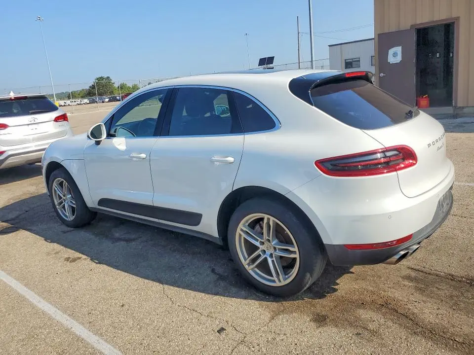 2016 PORSCHE MACAN S  