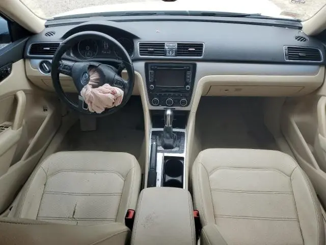 2012 VOLKSWAGEN PASSAT SE