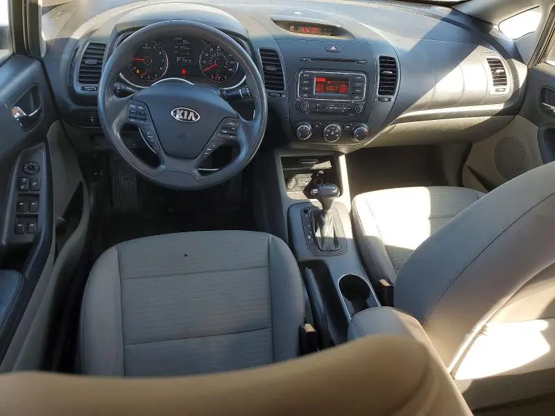 2015 KIA FORTE LX  