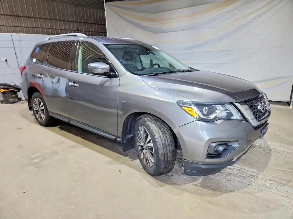 2019 NISSAN PATHFINDER SV  