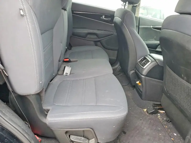 2018 KIA SORENTO L  