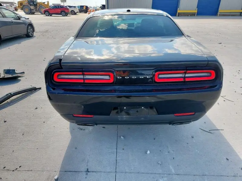 2015 DODGE CHALLENGER SXT