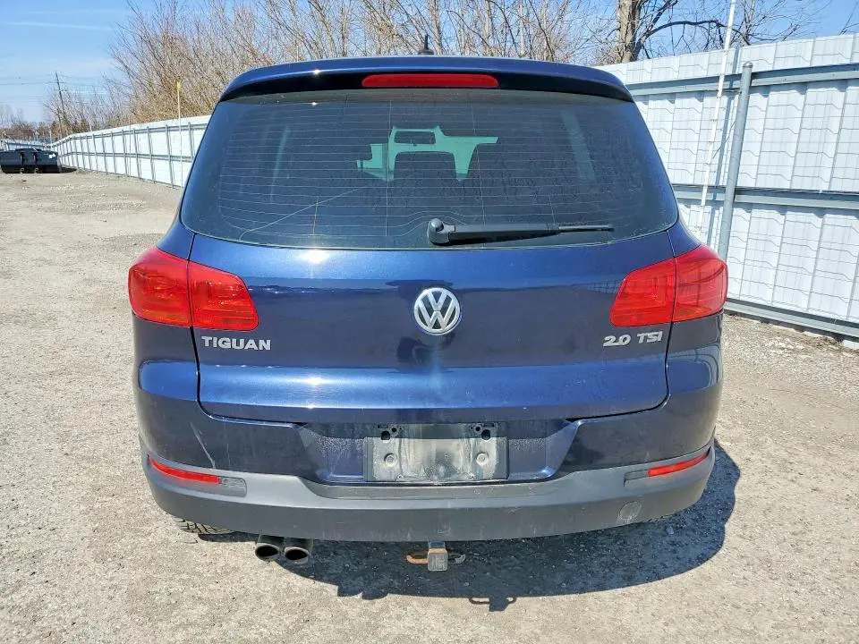 2013 VOLKSWAGEN TIGUAN S  