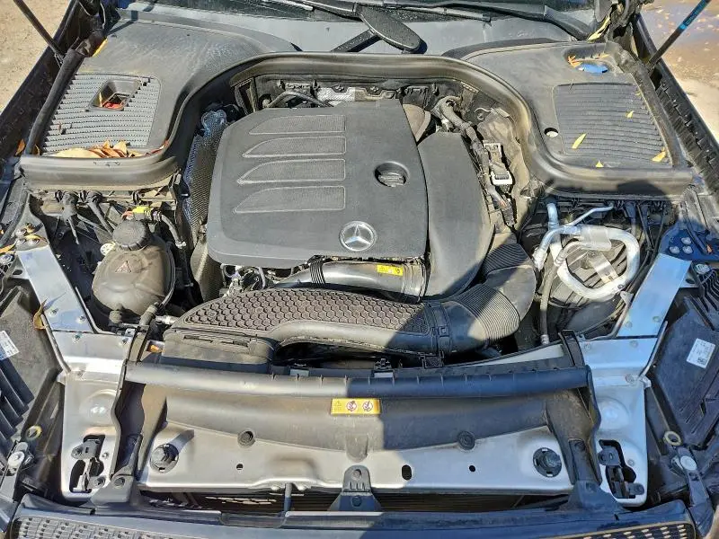 2022 MERCEDES-BENZ GLC 300  