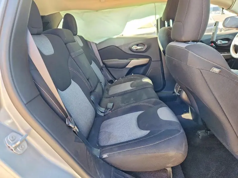 2017 JEEP CHEROKEE SPORT  