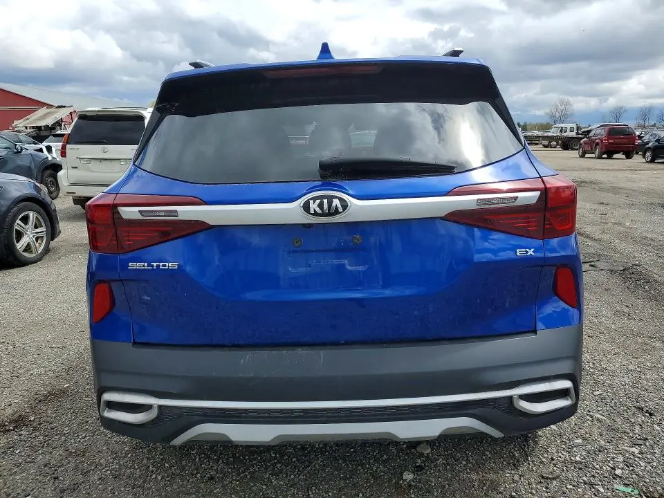 2021 KIA SELTOS EX  