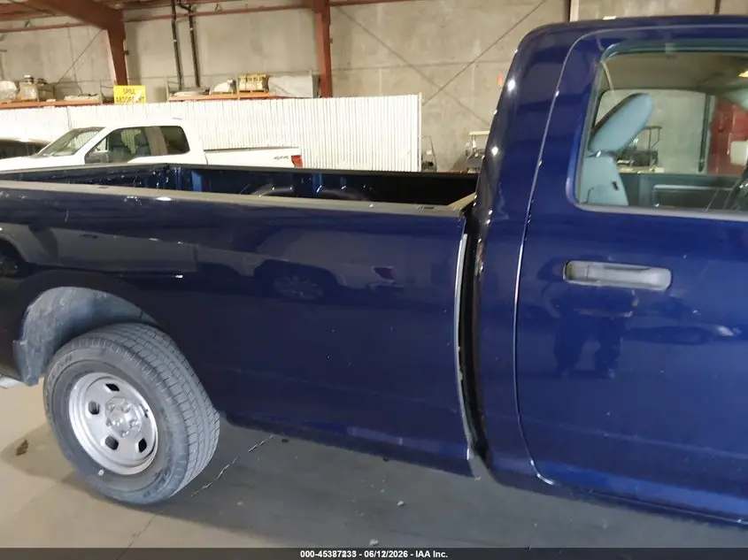 2019 RAM 1500 CLASSIC TRADESMAN  4X2 8' BOX