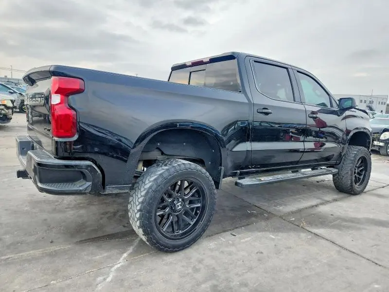2021 CHEVROLET SILVERADO K1500 RST  