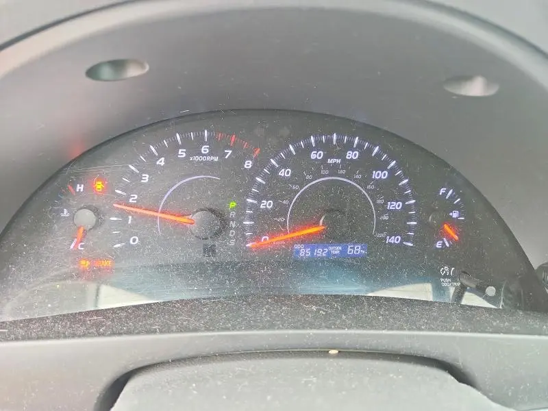 2011 TOYOTA CAMRY LE  