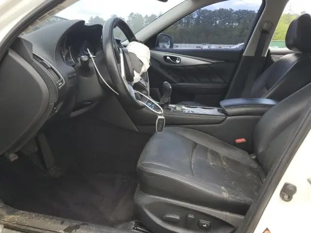 2019 INFINITI Q50 LUXE  