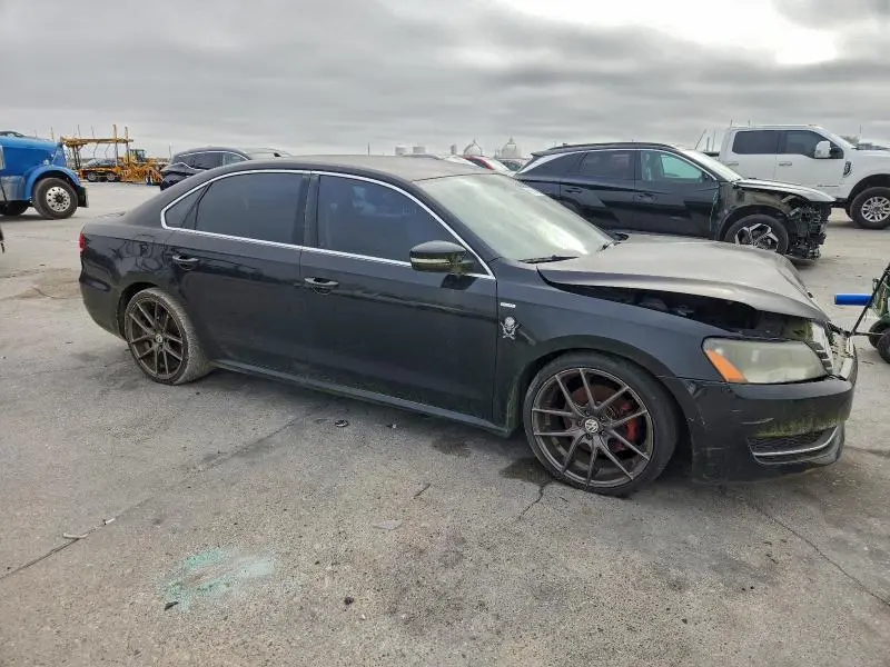 2014 VOLKSWAGEN PASSAT S  