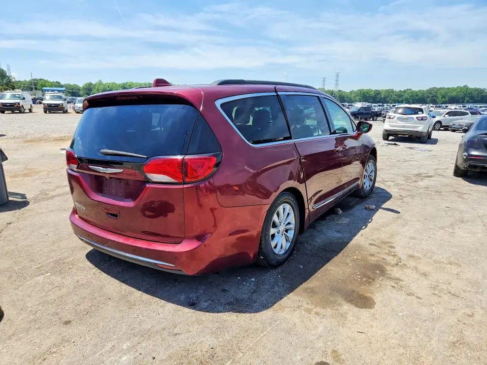2017 CHRYSLER PACIFICA TOURING L  