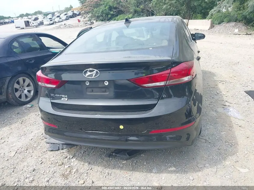 2018 HYUNDAI ELANTRA SE