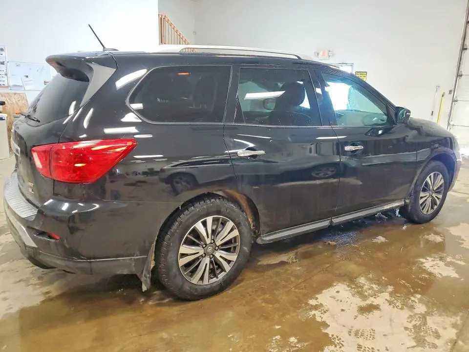 2017 NISSAN PATHFINDER S  