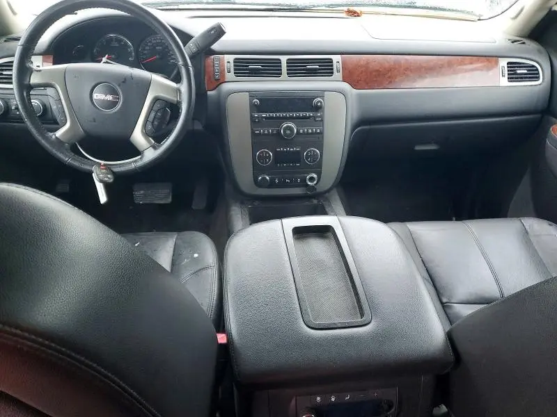 2014 GMC YUKON SLT  