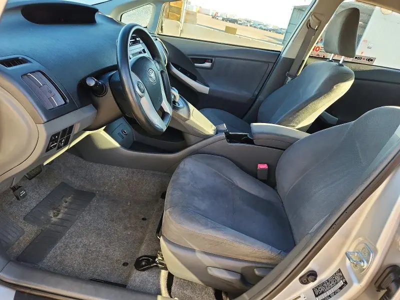 2010 TOYOTA PRIUS II  