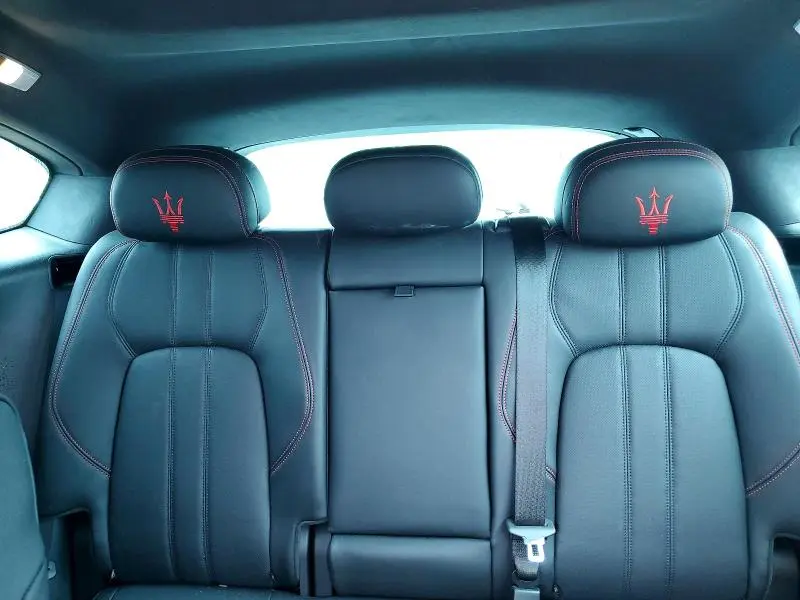 2024 MASERATI LEVANTE MODENA  