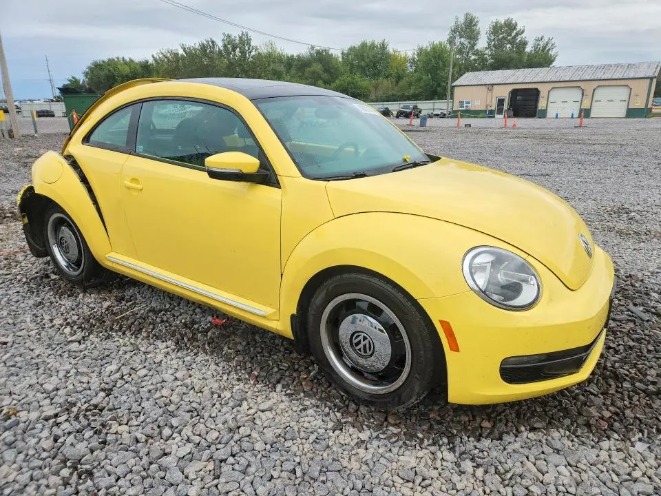 2012 VOLKSWAGEN BEETLE   